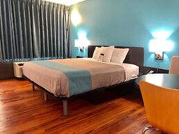 Motel 6 Nashville, TN - Airport