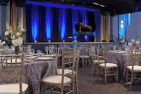Renaissance Dallas Addison Hotel