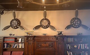 Wyndham Indianapolis Airport