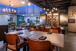 Wyndham Indianapolis Airport