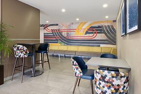 Wyndham Indianapolis Airport