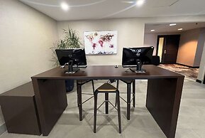 Wyndham Indianapolis Airport