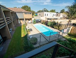 The Black Bull Motel