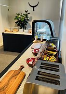 The Black Bull Motel