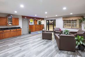 Days Inn by Wyndham Baytown Garth Road I10 East