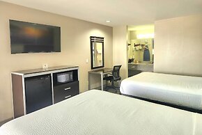 Days Inn by Wyndham Baytown Garth Road I10 East