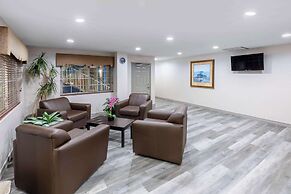 Days Inn by Wyndham Baytown Garth Road I10 East