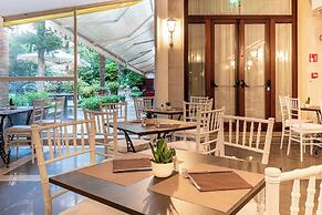 Amadeus Hotel