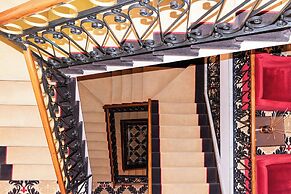 Amadeus Hotel