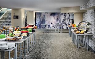 Radisson Blu Toronto Downtown