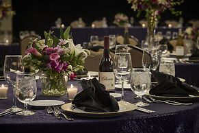 Holiday Inn Alexandria at Carlyle by IHG