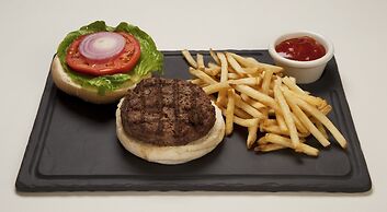 Holiday Inn Alexandria at Carlyle by IHG