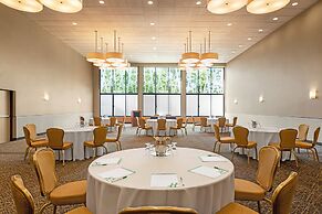 Holiday Inn Boston - Cambridge Area by IHG