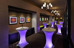 Holiday Inn Boston - Cambridge Area by IHG