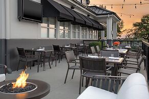 Holiday Inn and Suites Overland Park West by IHG
