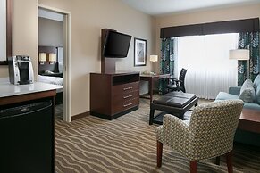 Holiday Inn and Suites Overland Park West by IHG