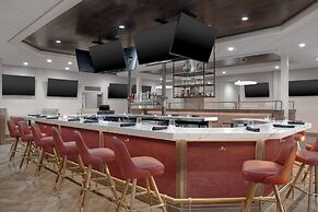 Holiday Inn and Suites Overland Park West by IHG