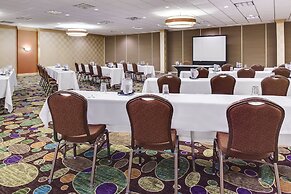 Holiday Inn and Suites Overland Park West by IHG