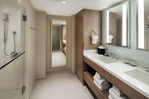 Sheraton Waikiki Beach Resort