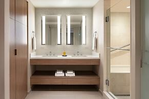 Sheraton Waikiki Beach Resort