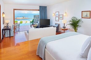 Elounda Beach Hotel & Villas, a Member of the Leading Hotels of the Wo