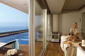 Elounda Beach Hotel & Villas, a Member of the Leading Hotels of the Wo