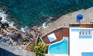 Elounda Beach Hotel & Villas, a Member of the Leading Hotels of the Wo