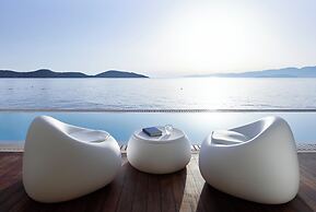 Elounda Beach Hotel & Villas, a Member of the Leading Hotels of the Wo