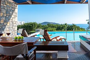 Elounda Beach Hotel & Villas, a Member of the Leading Hotels of the Wo