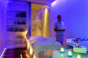 Elounda Beach Hotel & Villas, a Member of the Leading Hotels of the Wo