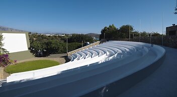 Elounda Beach Hotel & Villas, a Member of the Leading Hotels of the Wo