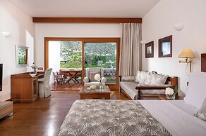 Elounda Beach Hotel & Villas, a Member of the Leading Hotels of the Wo