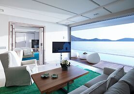 Elounda Beach Hotel & Villas, a Member of the Leading Hotels of the Wo