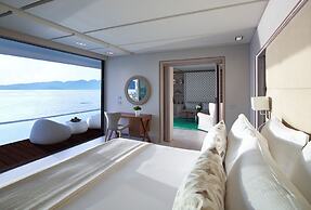 Elounda Beach Hotel & Villas, a Member of the Leading Hotels of the Wo