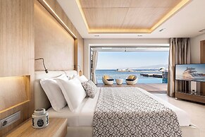 Elounda Beach Hotel & Villas, a Member of the Leading Hotels of the Wo