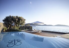 Elounda Beach Hotel & Villas, a Member of the Leading Hotels of the Wo