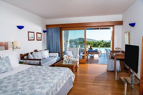 Elounda Beach Hotel & Villas, a Member of the Leading Hotels of the Wo