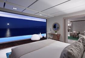 Elounda Beach Hotel & Villas, a Member of the Leading Hotels of the Wo