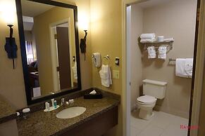 Ramada Hotel & Conference Center by Wyndham Kelowna