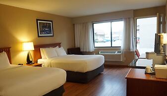 Ramada Hotel & Conference Center by Wyndham Kelowna