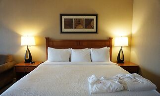 Ramada Hotel & Conference Center by Wyndham Kelowna