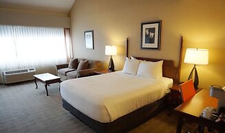 Ramada Hotel & Conference Center by Wyndham Kelowna