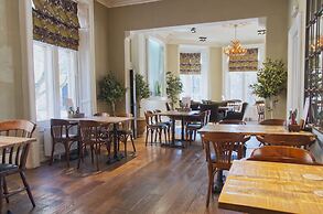Dean Court Hotel