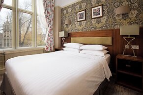 Dean Court Hotel