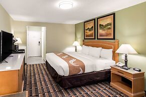 Quality Inn & Suites Plano East - Richardson