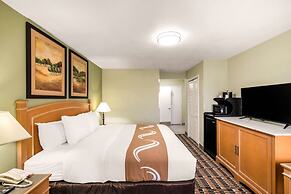 Quality Inn & Suites Plano East - Richardson