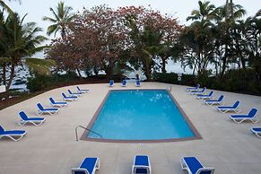 Hilo Hawaiian Hotel, Trademark Collection by Wyndham