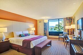 Hilo Hawaiian Hotel, Trademark Collection by Wyndham