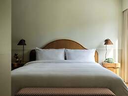 Casa Loma Beach Hotel (formerly The Inn at Laguna Beach)