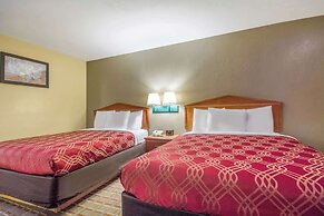 Econo Lodge Lansing - Leavenworth